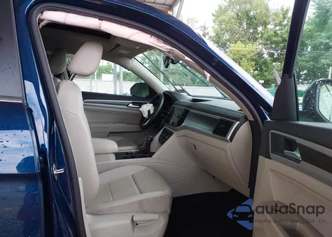 2021 Volkswagen Atlas 3.6L V6 Se W/Technology z USA, uszkodzony, nr VIN 1V2KR2CA4MC561870